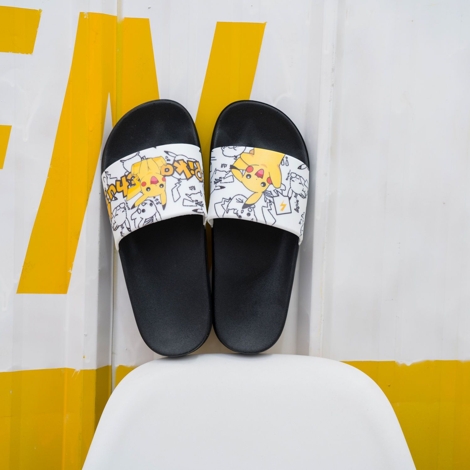 Chinelo de Verão Anime Pikachu - Cosplay Korean Anime avaliação e preço